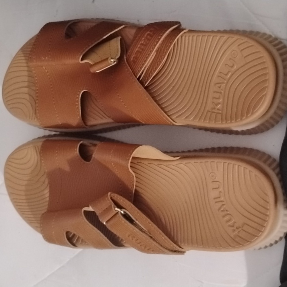 Brown KUAILU Sandals